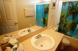 4611 5-Bedroom Pool Home, Lake Berkley Resort-3