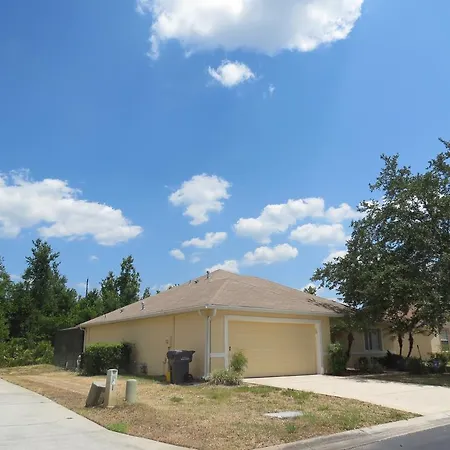 3 Bedroom Standard Davenport Home Fl 33897-2