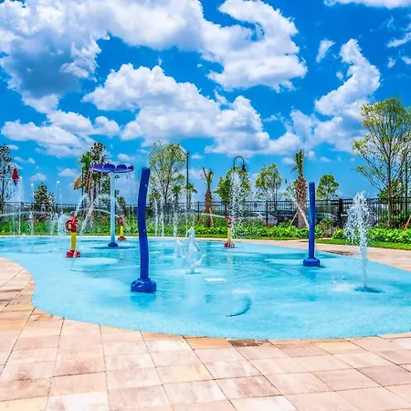 Storey Lake-5 Bedrooms Home W/Pool-1650St-2