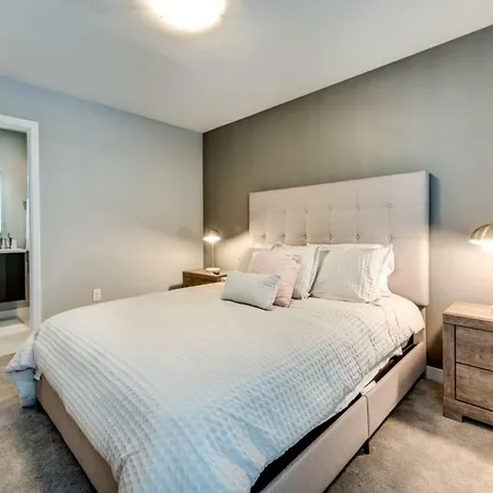 Wonderful Townhomes With Four Bedrooms Close To Disney-2
