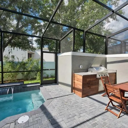 Wonderful Townhomes With Four Bedrooms Close To Disney-3
