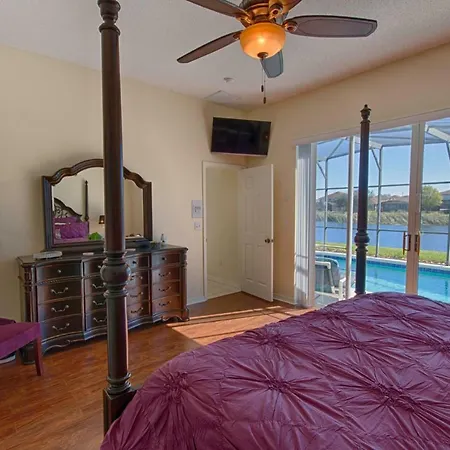 Lake Front Glenbrook Resort "The Villa Esquire"-3