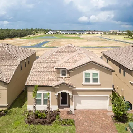 8 Bedroom Vacation Home In Windsor At Westside-3