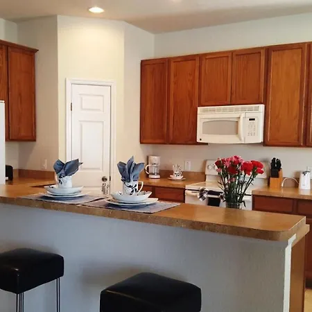New Luxury 4 Bedroom Villa-3
