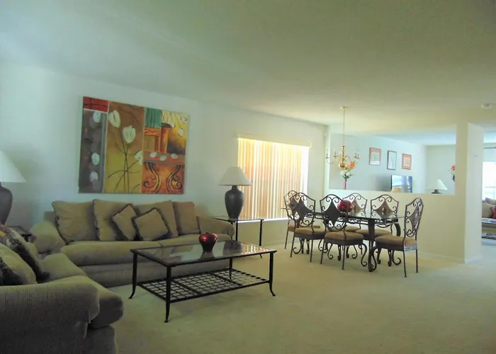 279 Square Meter Luxury Waterfront Home, Private Pool 15 Minutes From Disney! Orlando