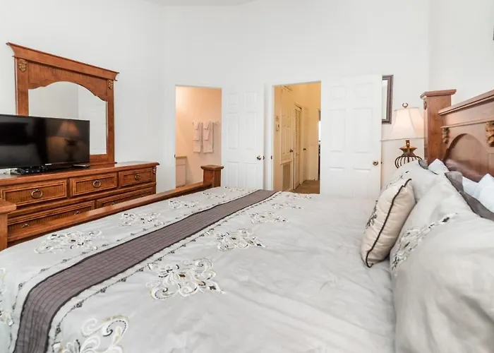 7652 Otterspool Street Vila Orlando