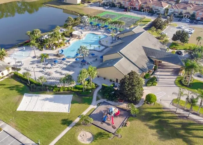 4 Bedrooms - 3 Bathrooms - Paradise Palms 8941 Cp Orlando