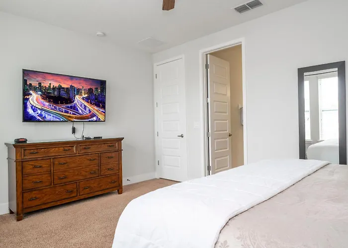 Enchanting Encore Escape: 8Br Oasis Near Disney Magic Four Corners