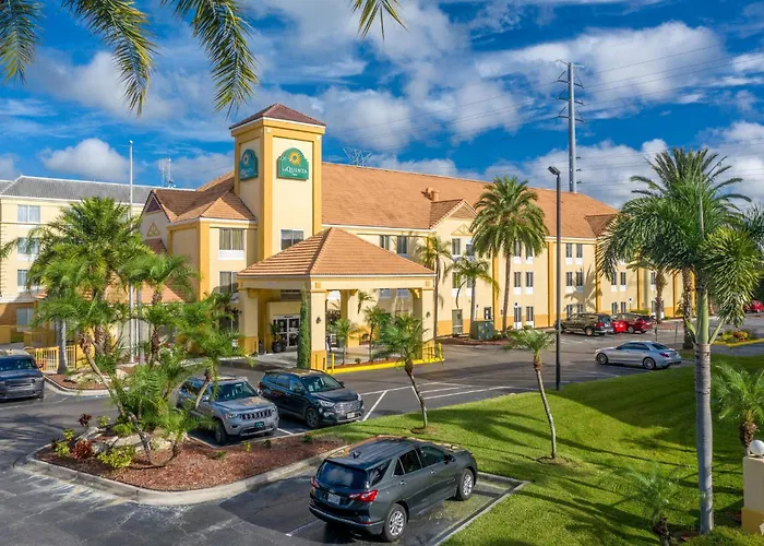 La Quinta By Wyndham Orlando Universal Area - Free Shuttle To Universal