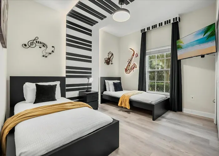 5 Bedrooms 4 Bathrooms Storey Lake 3101 Pp Orlando